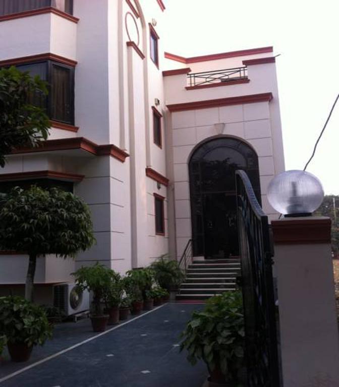 Hotel Smart Inn 2 New Delhi Buitenkant foto