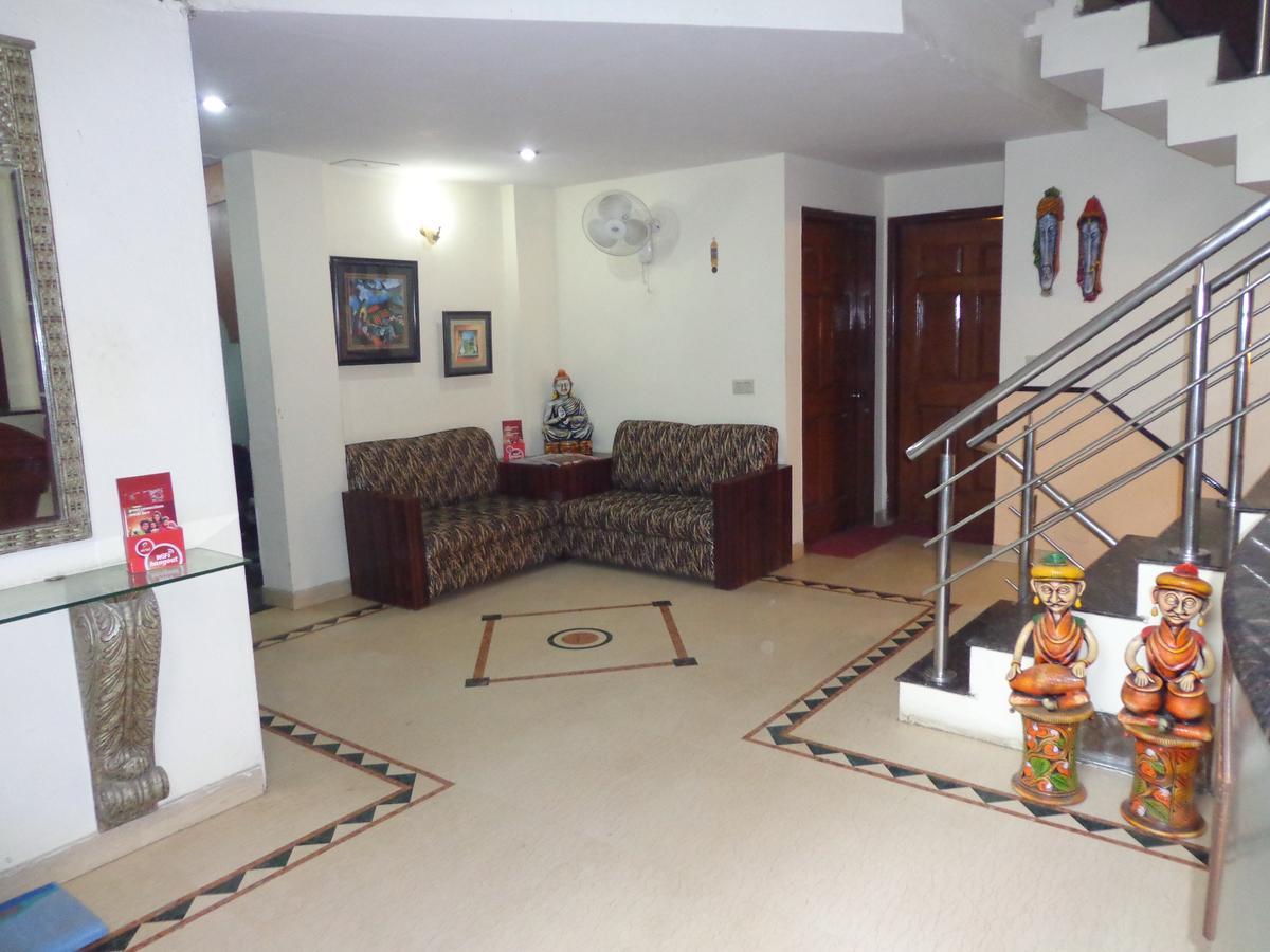 Hotel Smart Inn 2 New Delhi Buitenkant foto